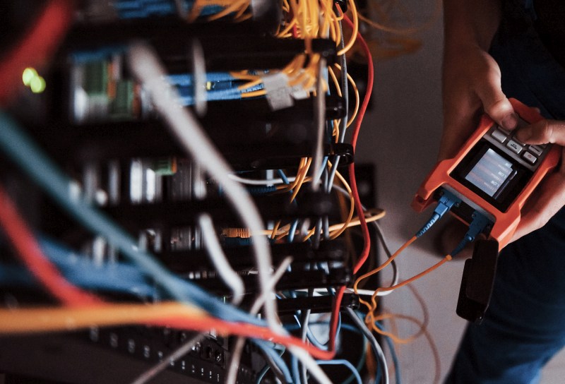 Czy internet światłowodowy w Rzeszowie ułatwia mieszkańcom kontakt z administracją?