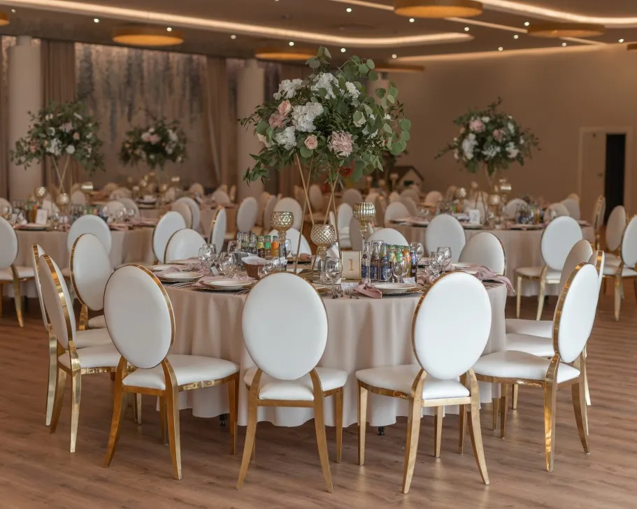 Dlaczego hotel w Jarosławiu przyciąga turystów zainteresowanych architekturą sakralną?